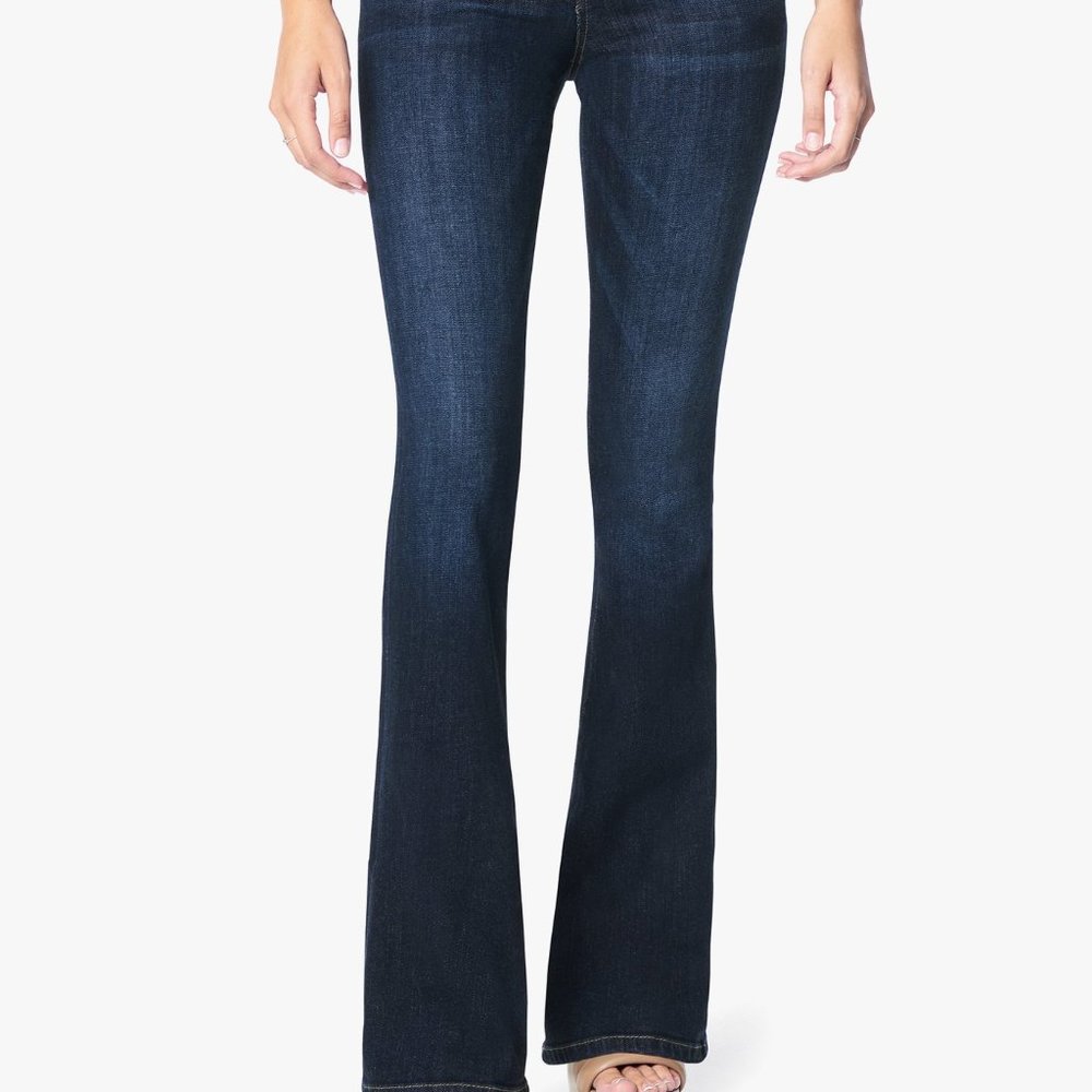 Joe's Jeans Curvy Bootcut 31